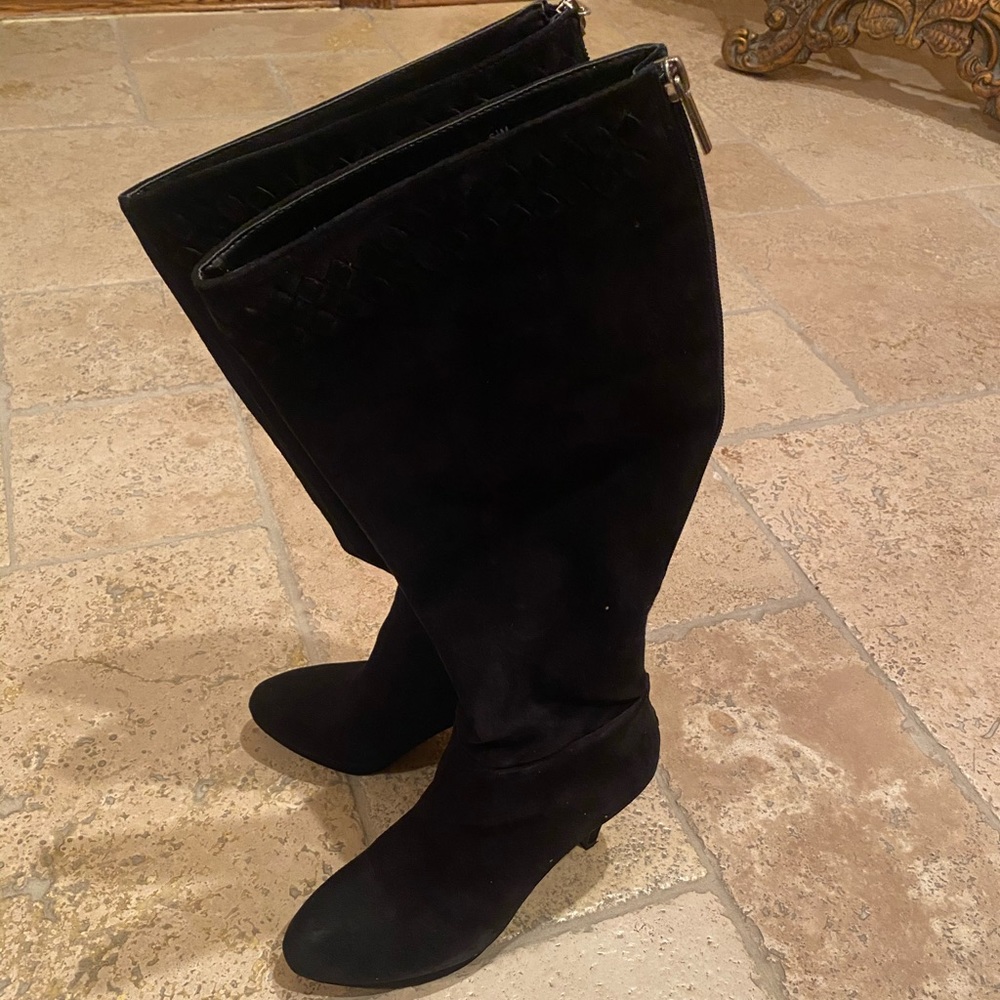Bandolino High Heel Platform Boots (size 6.5m)